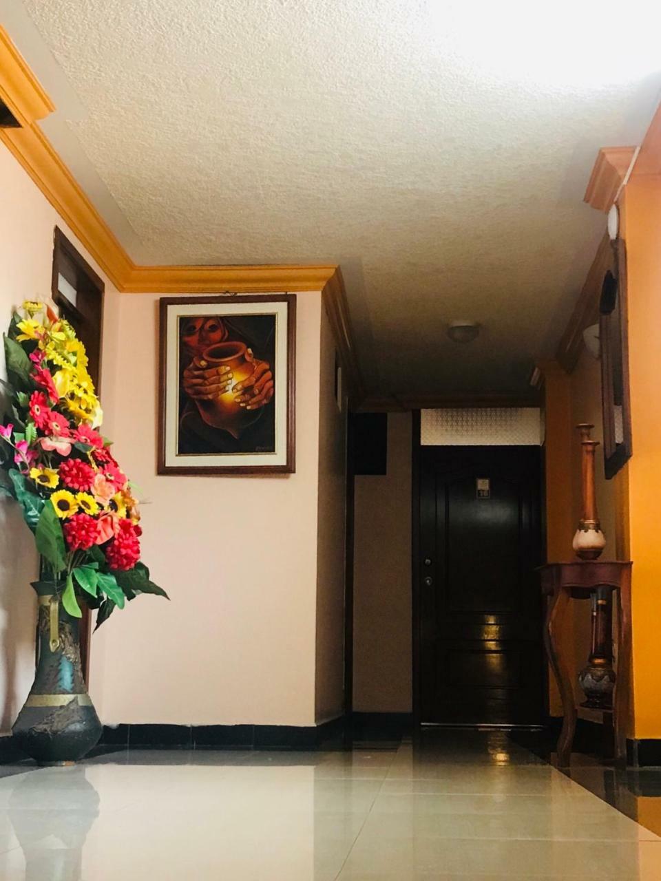 Hotel Los Ilinizas Latacunga Buitenkant foto