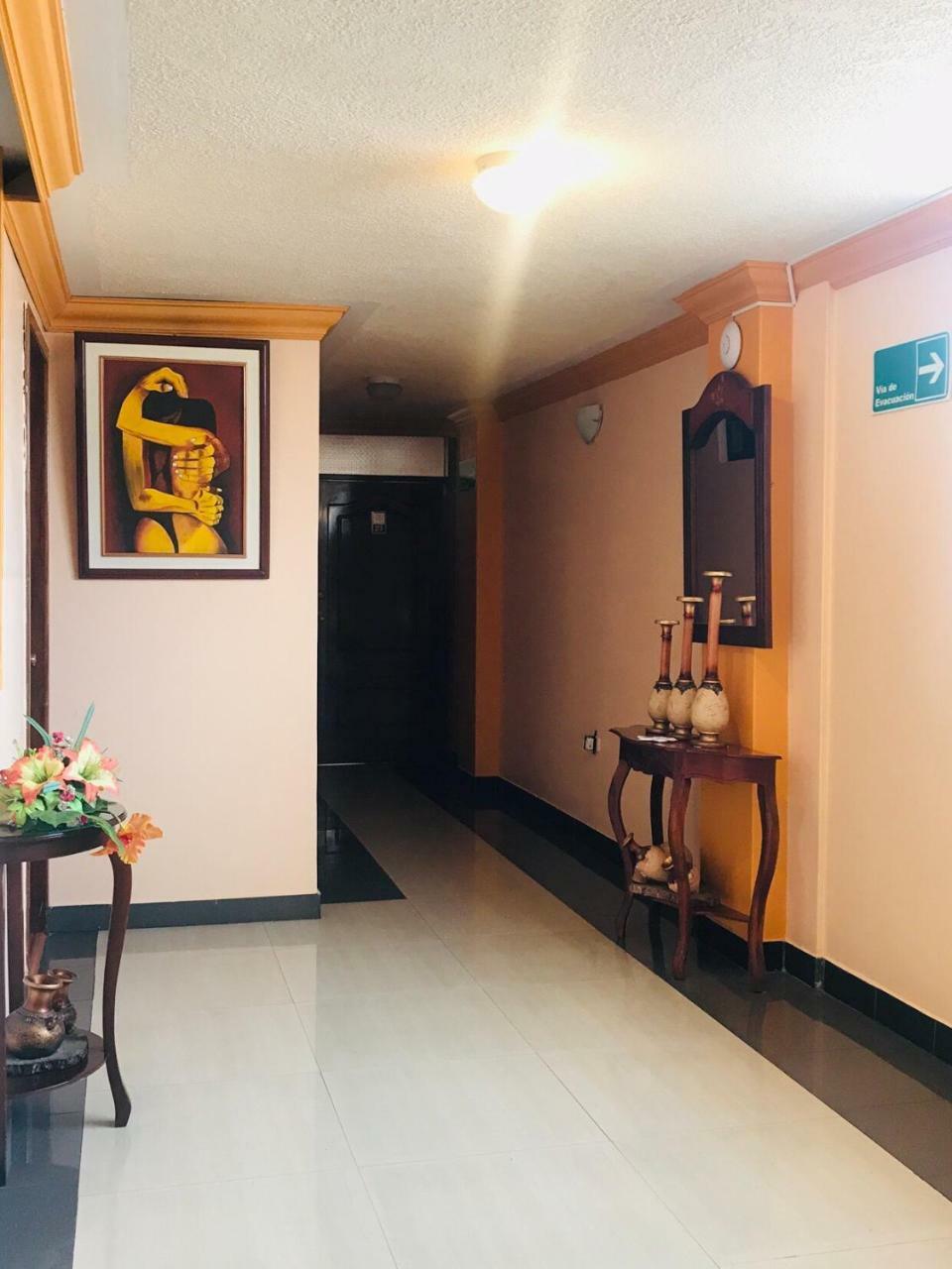 Hotel Los Ilinizas Latacunga Buitenkant foto